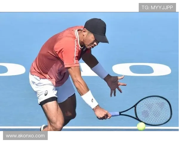 网球世界最新动态 大满贯赛场惊现新星挑战传统强者