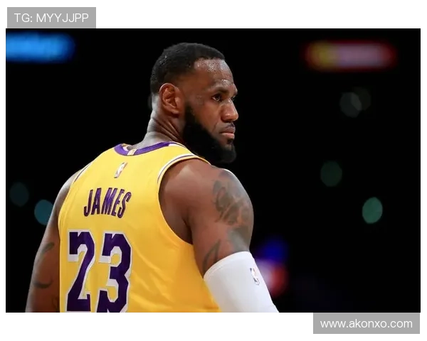 NBA最新动向:詹姆斯再创历史纪录,勇士迎来全新阵容调整挑战 NBA最新动向:詹姆斯再创历史纪录,勇士迎来全新阵容调整挑战