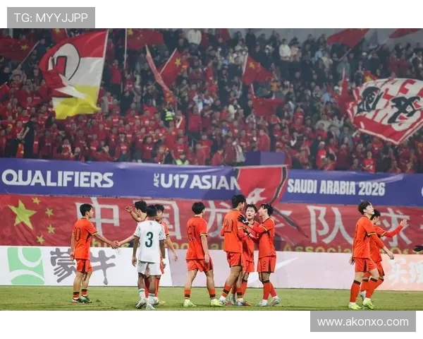 中国足球队迎战日本队，关键比赛决定亚洲杯晋级命运